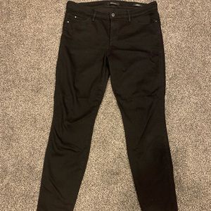Size 32 Guess black jeans